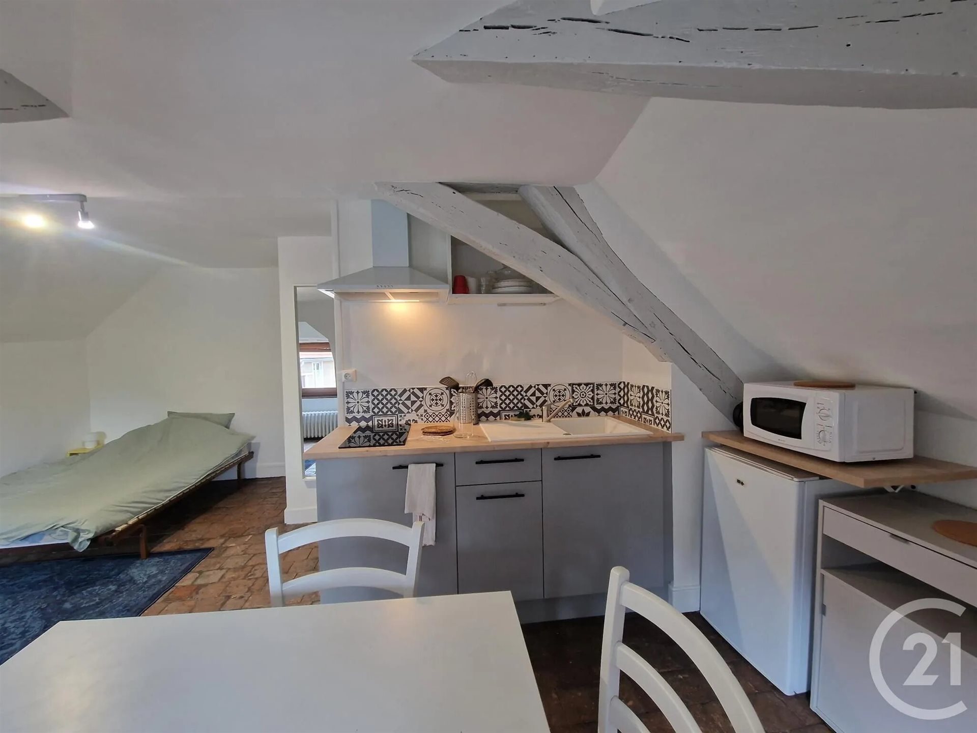 Appartement à louer, 17m², Moulins