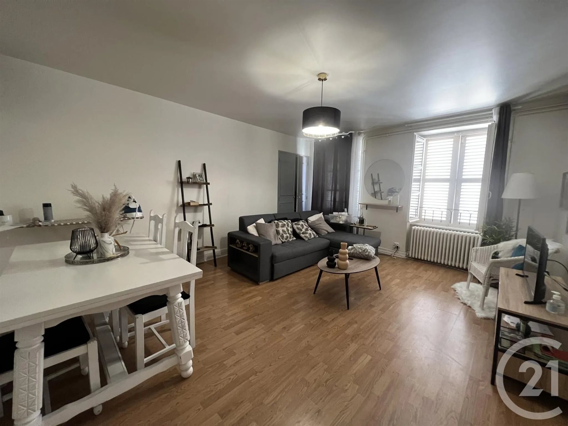 Appartement à louer, 59m², Moulins