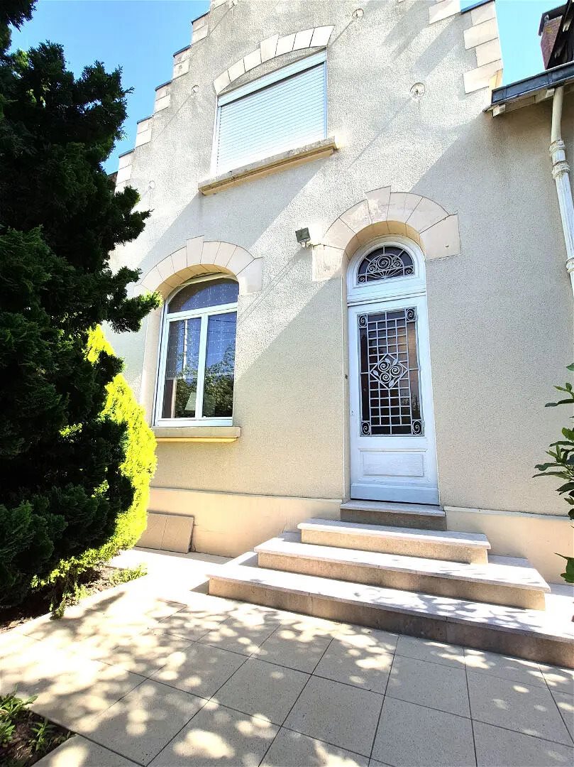 Maison à vendre, 235m², Hermies