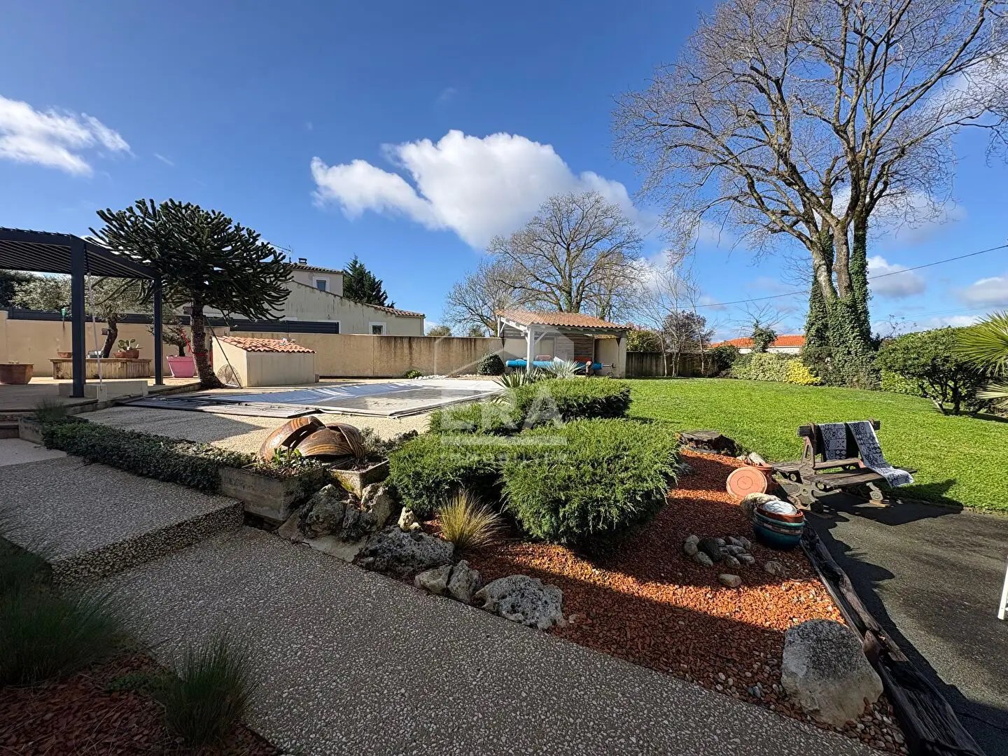 Maison à vendre, 140m², Saint-Georges-des-Coteaux