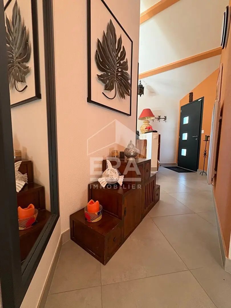 Maison à vendre, 140m², Saint-Georges-des-Coteaux