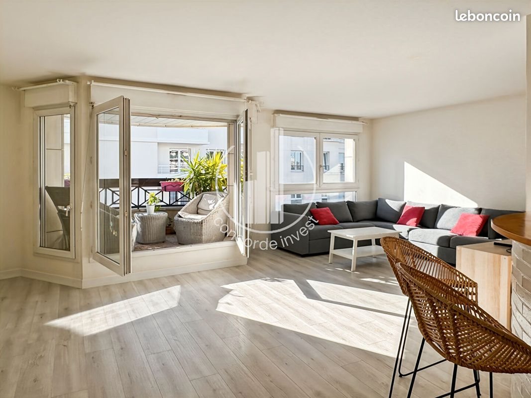 Appartement à louer, 90m², Courbevoie