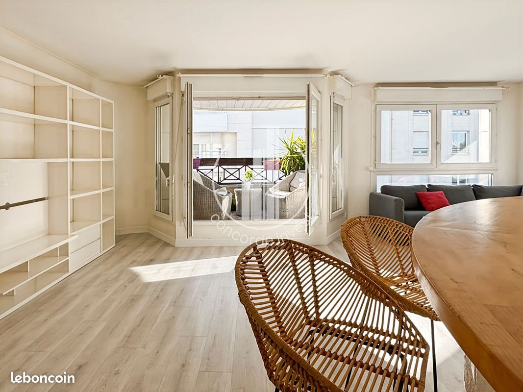 Appartement à louer, 90m², Courbevoie