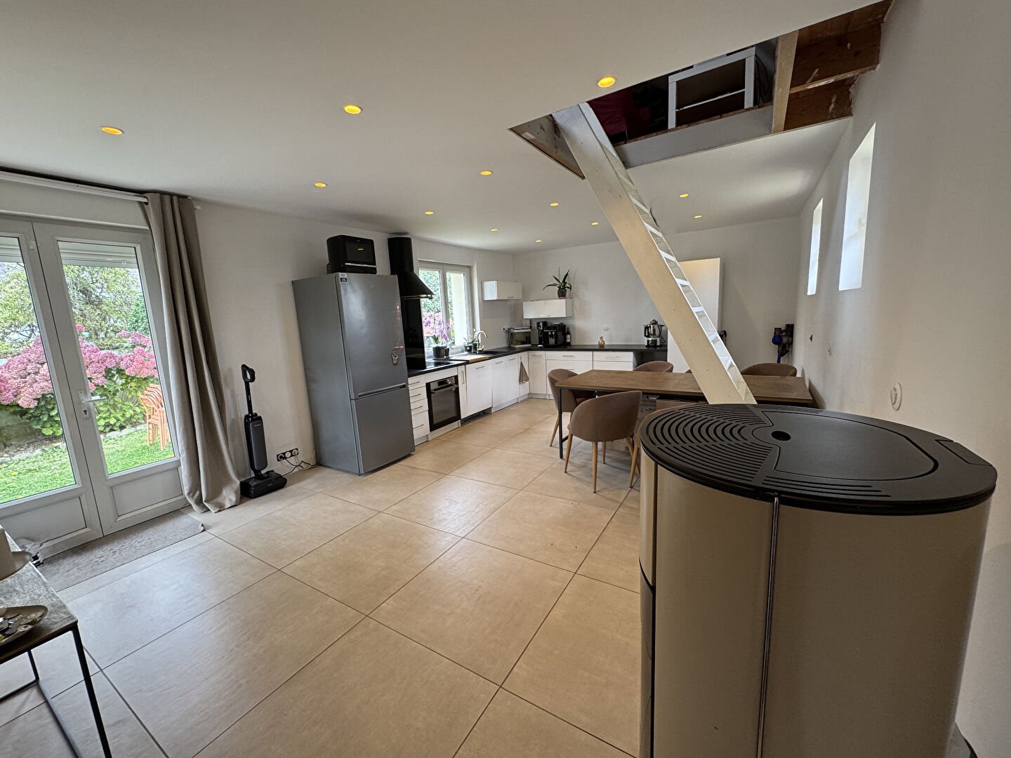 Maison à vendre, 61m², Ploudiry