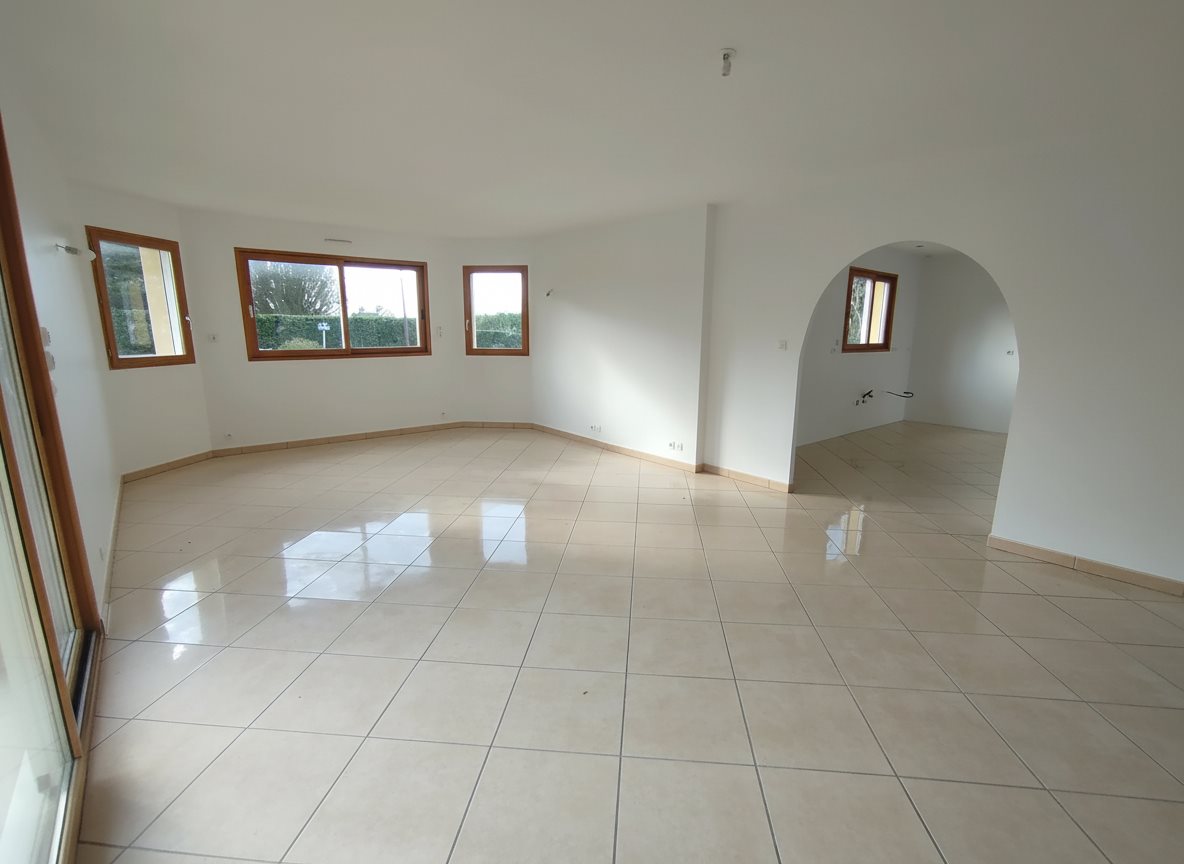 Maison à vendre, 102m², Landivisiau