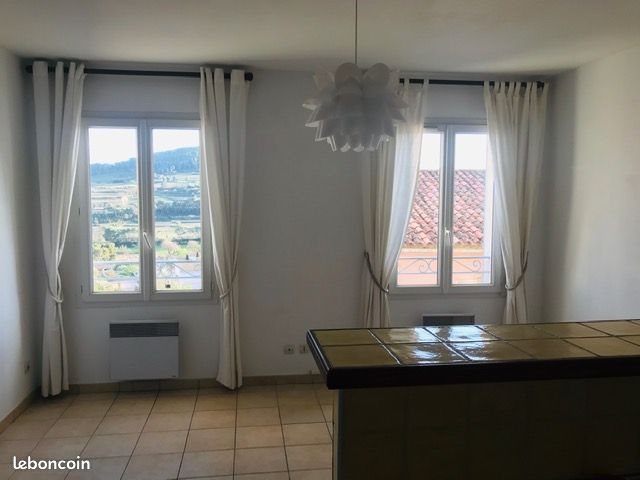 Appartement à louer, 48m², La Cadière-d'Azur