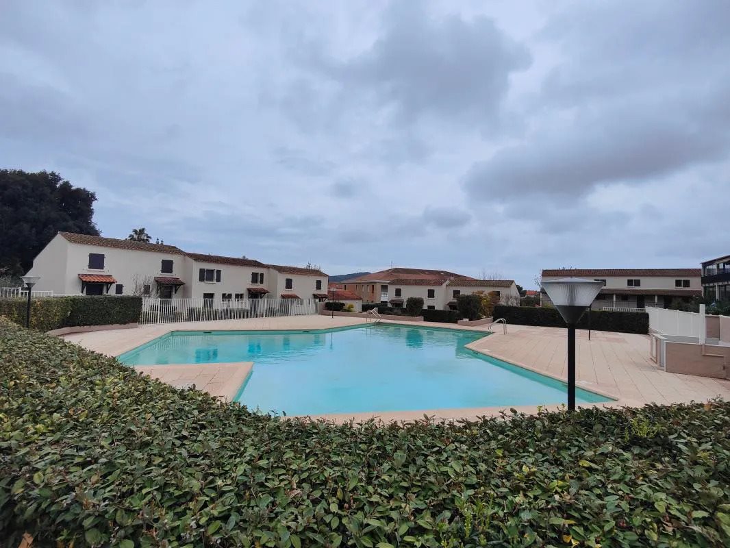 Appartement à louer, 25m², La Seyne-sur-Mer