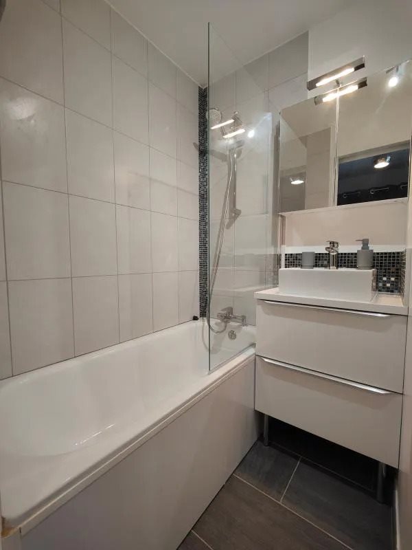 Appartement à louer, 25m², La Seyne-sur-Mer