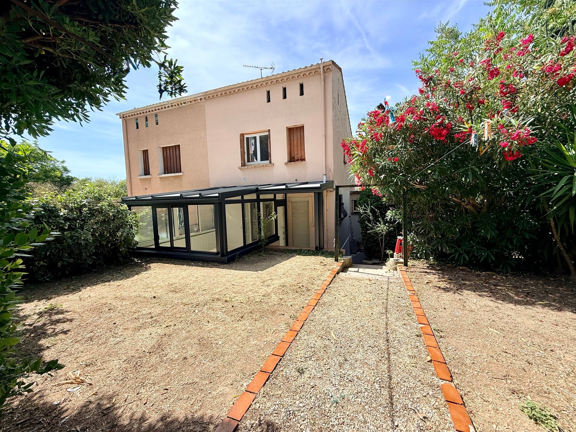 Maison à louer, 79m², Toulon