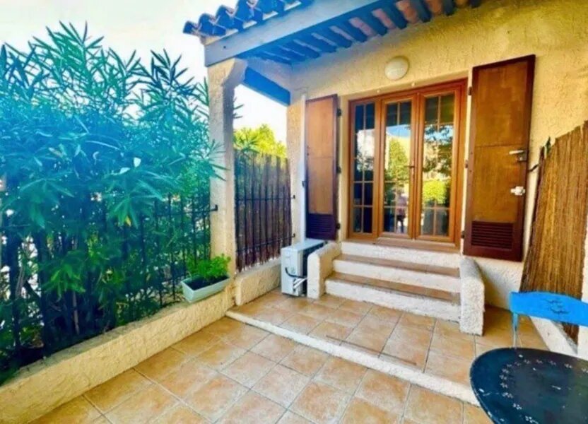 Appartement à louer, 23m², Le Beausset