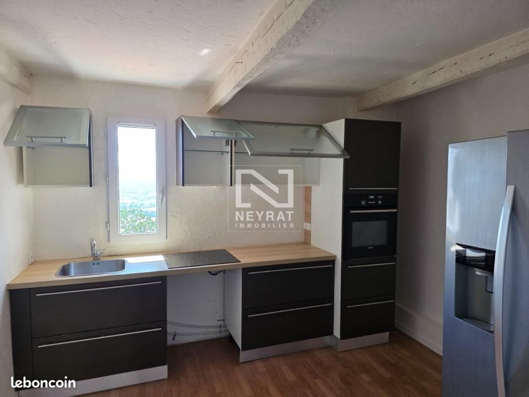 Appartement à louer, 63m², Fayence