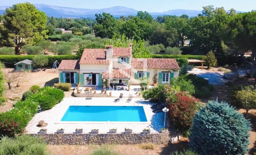 Maison à vendre, 142m², Montauroux