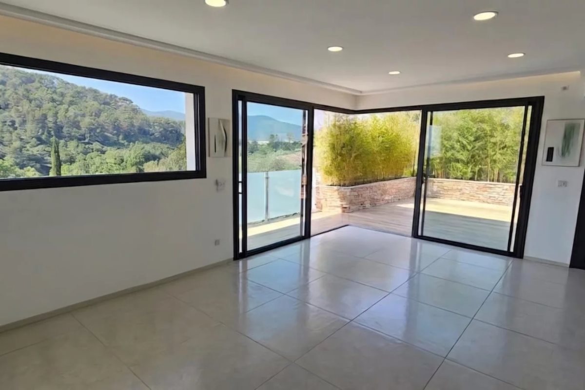 Maison à vendre, 106m², Solliès-Pont
