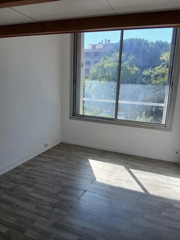 Appartement à louer, 15m², Marseille 9ème