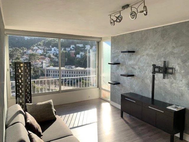 Appartement à louer, 38m², Marseille 9ème