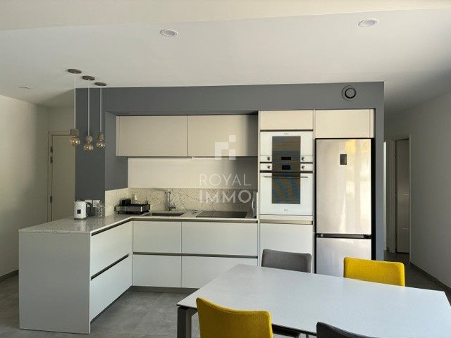 Appartement à louer, 66m², Toulon