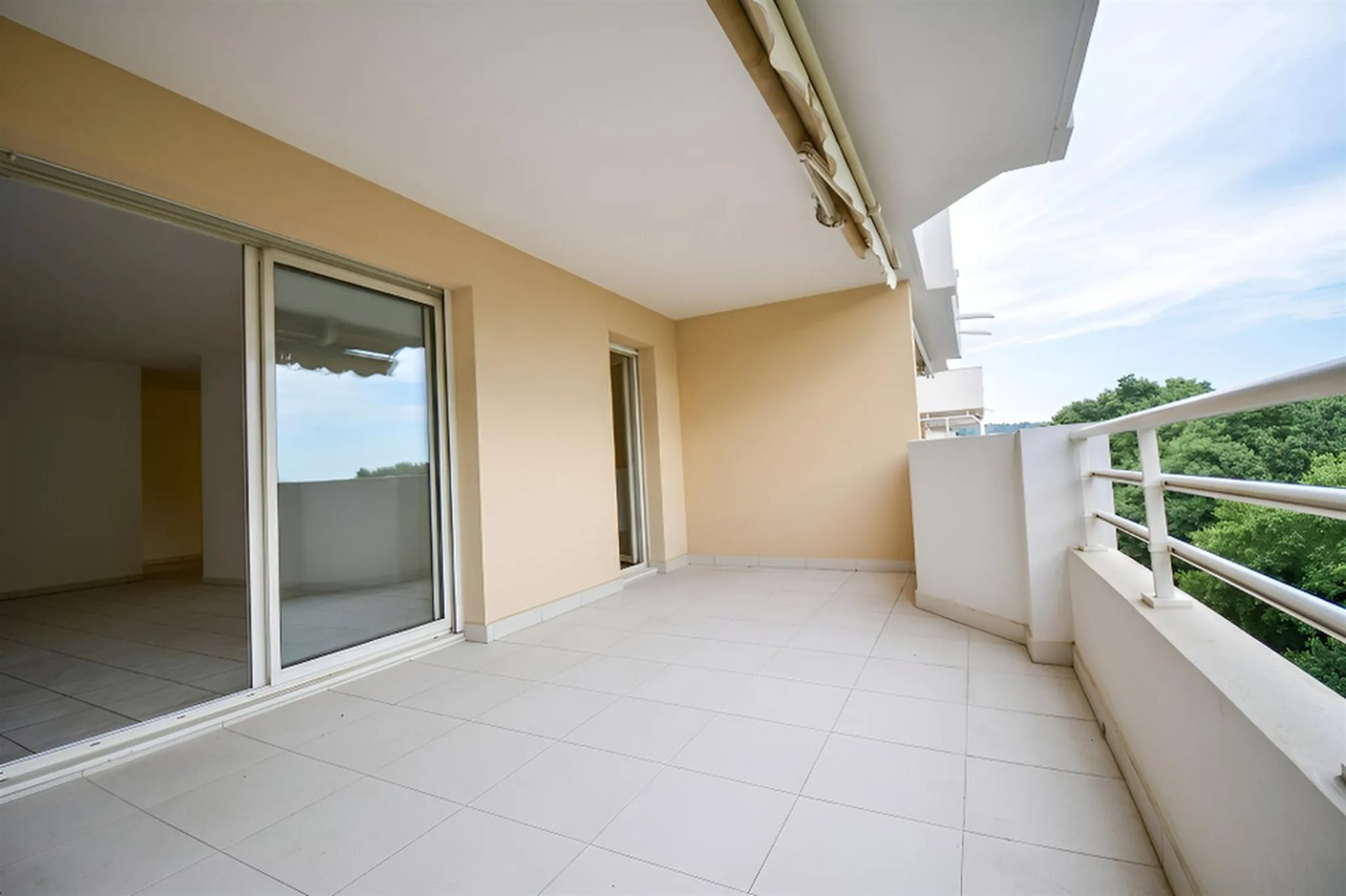 Appartement à louer, 77m², Mouans-Sartoux
