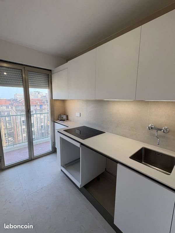 Appartement à louer, 47m², Nice