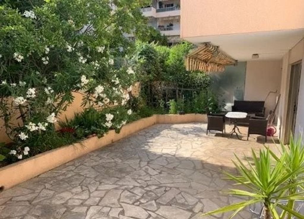 Appartement à louer, 100m², Saint-Laurent-du-Var