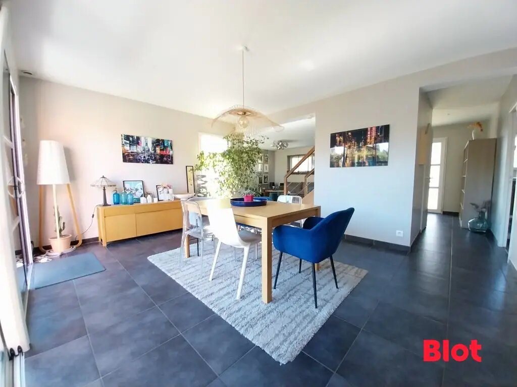 Maison à vendre, 164m², Saint-Grégoire