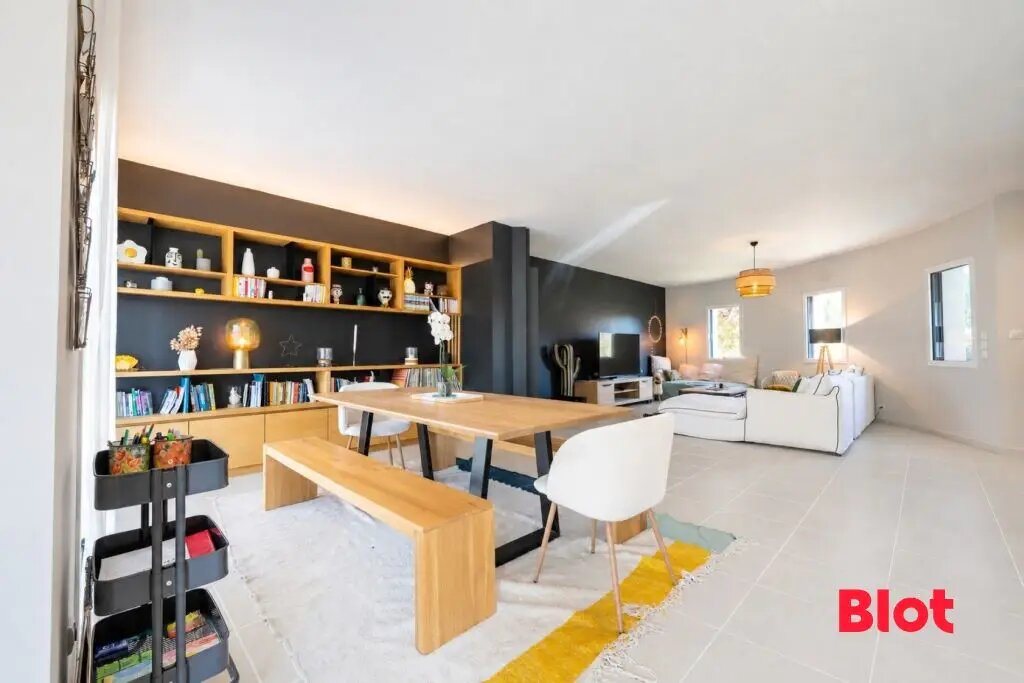 Maison à vendre, 212m², Saint-Grégoire