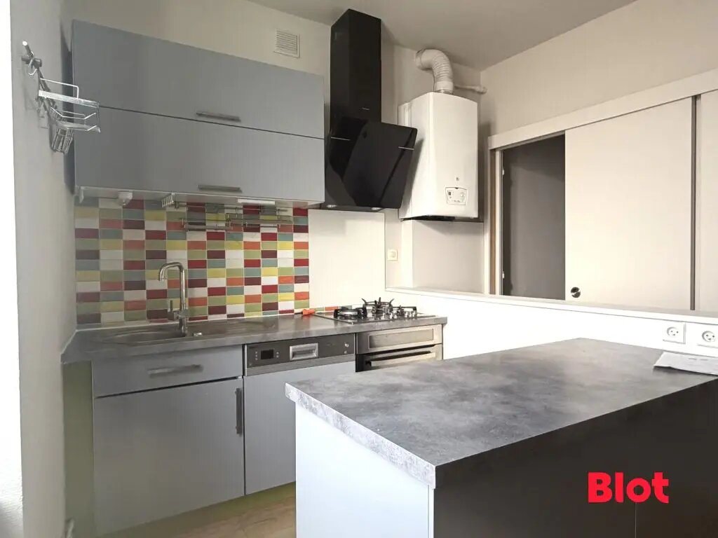 Appartement à louer, 107m², Fougères