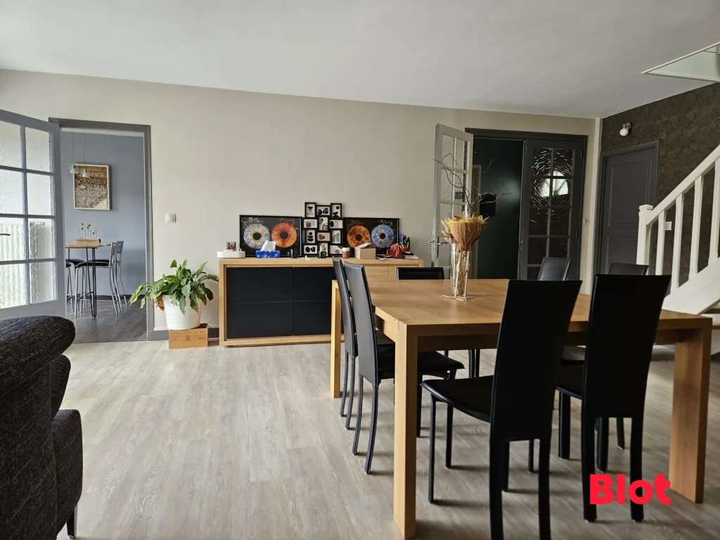 Appartement à vendre, 103m², Fougères
