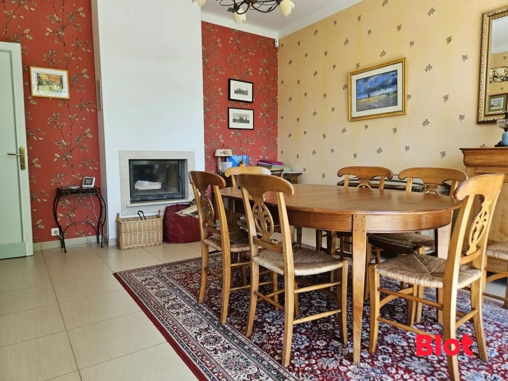 Maison à vendre, 267m², Fougères
