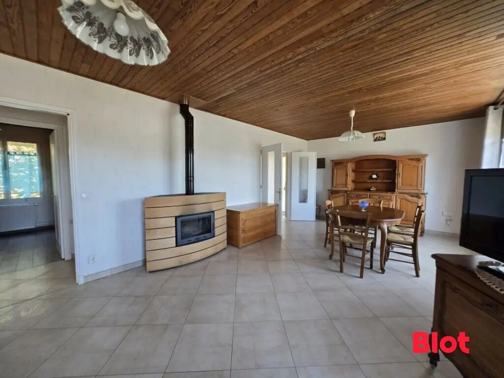 Maison à vendre, 95m², Lécousse