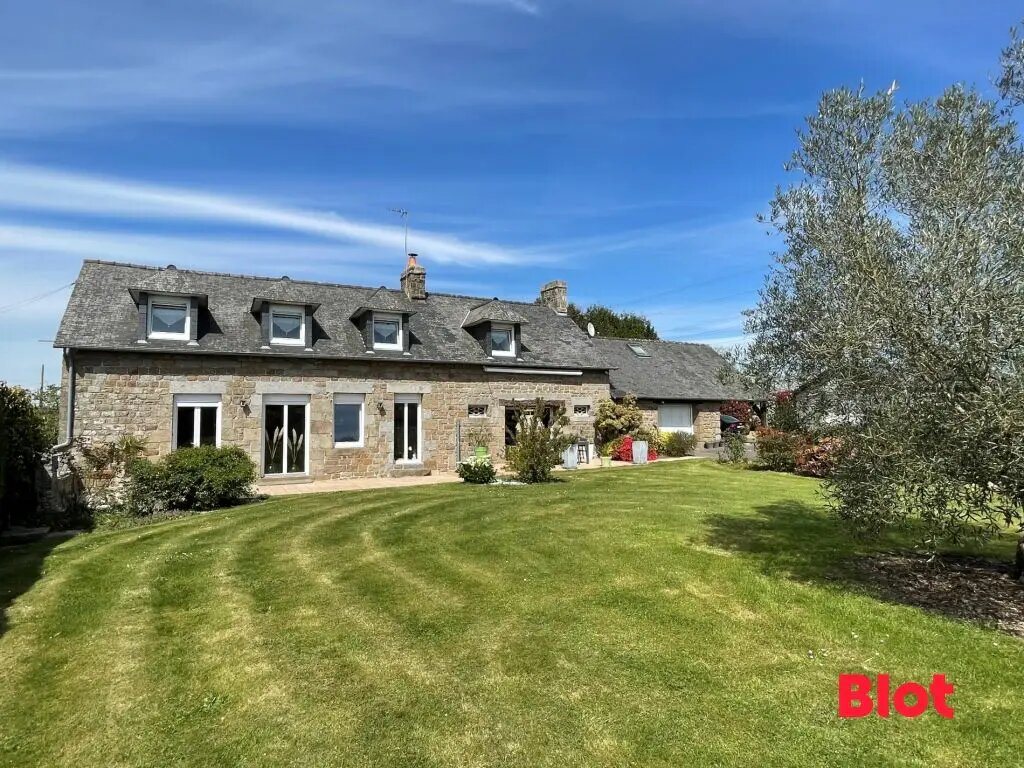 Maison à vendre, 140m², Saint-Germain-en-Coglès