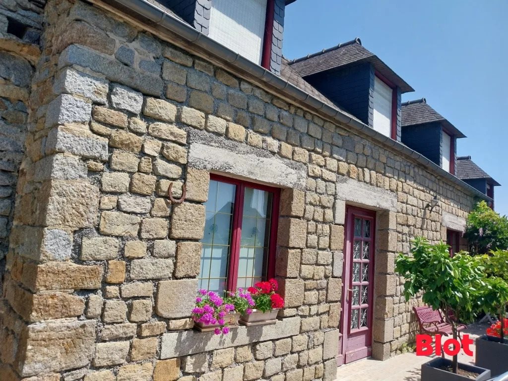 Maison à vendre, 125m², Saint-Germain-en-Coglès