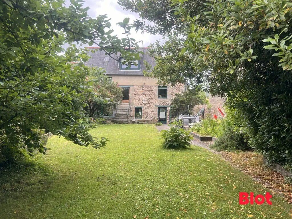 Maison à vendre, 191m², Fougères