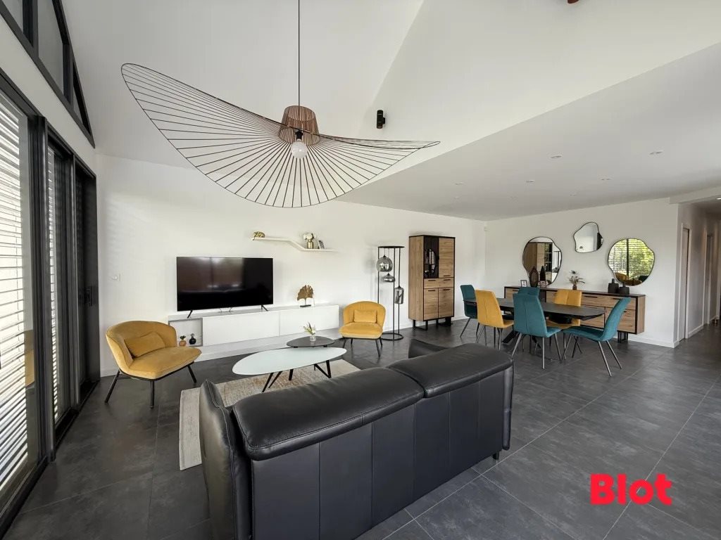 Maison à vendre, 122m², Châteaugiron