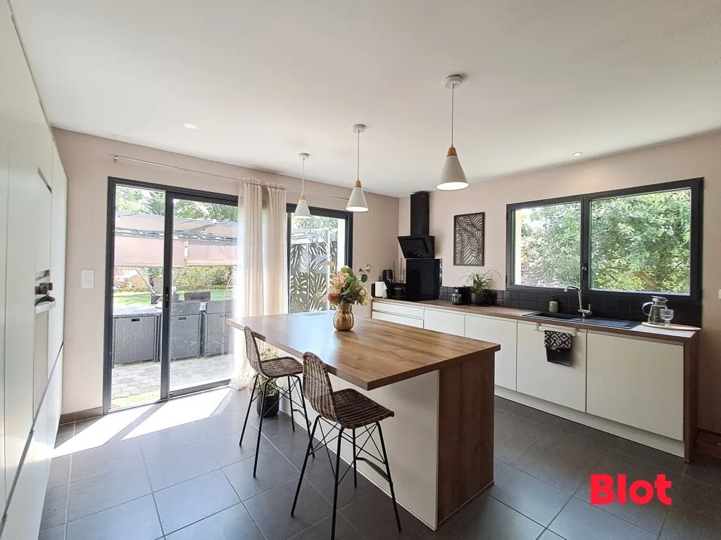Maison à vendre, 137m², Miniac-Morvan
