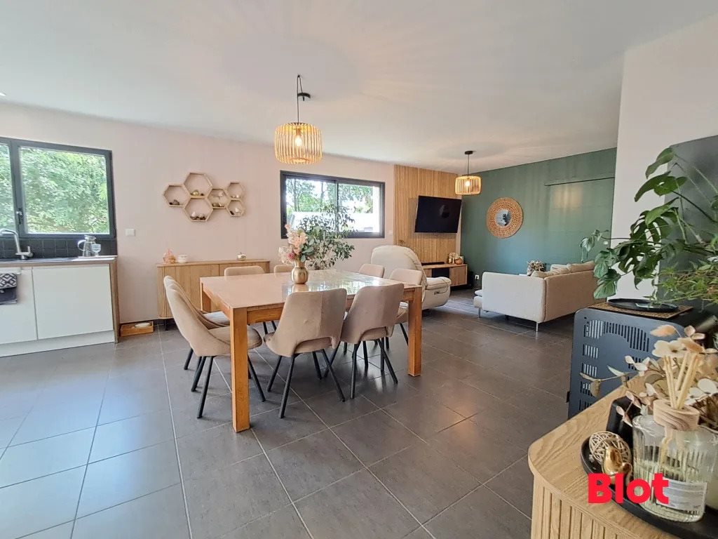 Maison à vendre, 137m², Miniac-Morvan