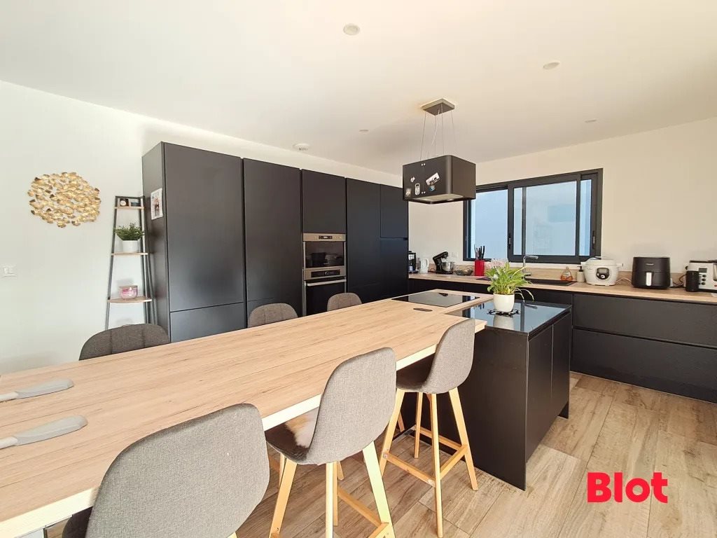 Maison à vendre, 107m², Miniac-Morvan