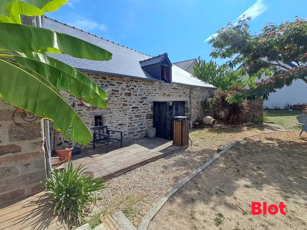 Maison à vendre, 122m², La Ville-ès-Nonais