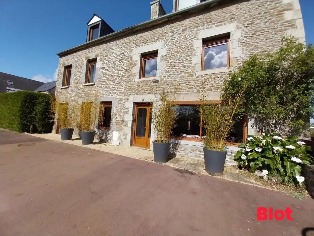 Maison à vendre, 268m², La Vicomté-sur-Rance