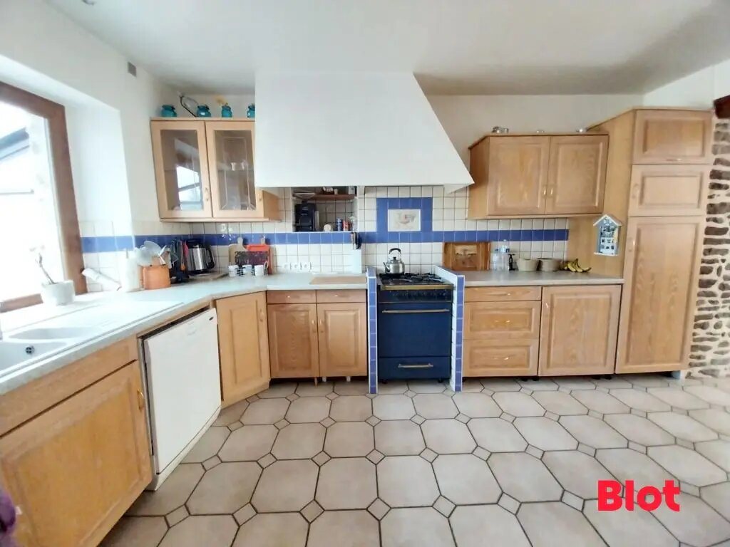 Maison à vendre, 268m², La Vicomté-sur-Rance