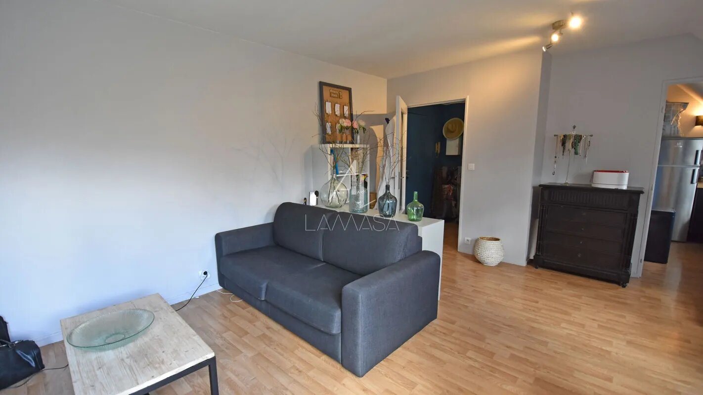 Appartement à vendre, 33m², Saint-Thibault-des-Vignes