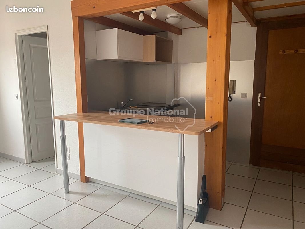 Appartement à louer, 21m², Saint-Péray