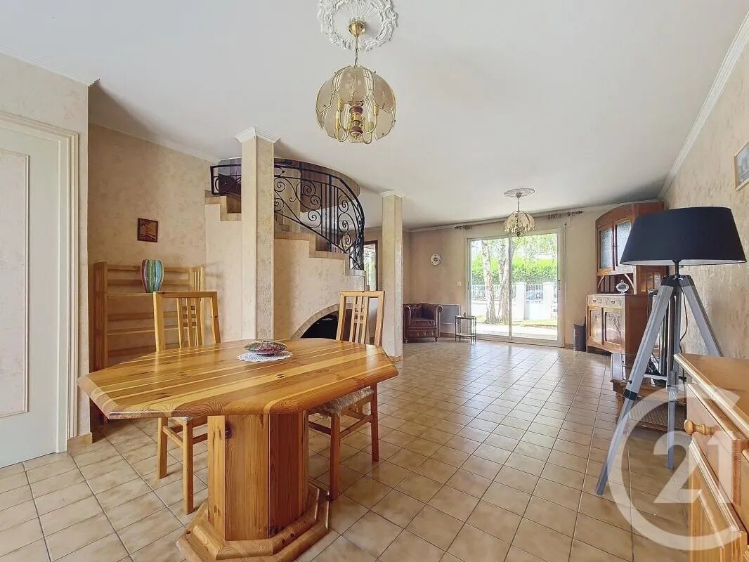 Maison à vendre, 146m², Ormesson-sur-Marne