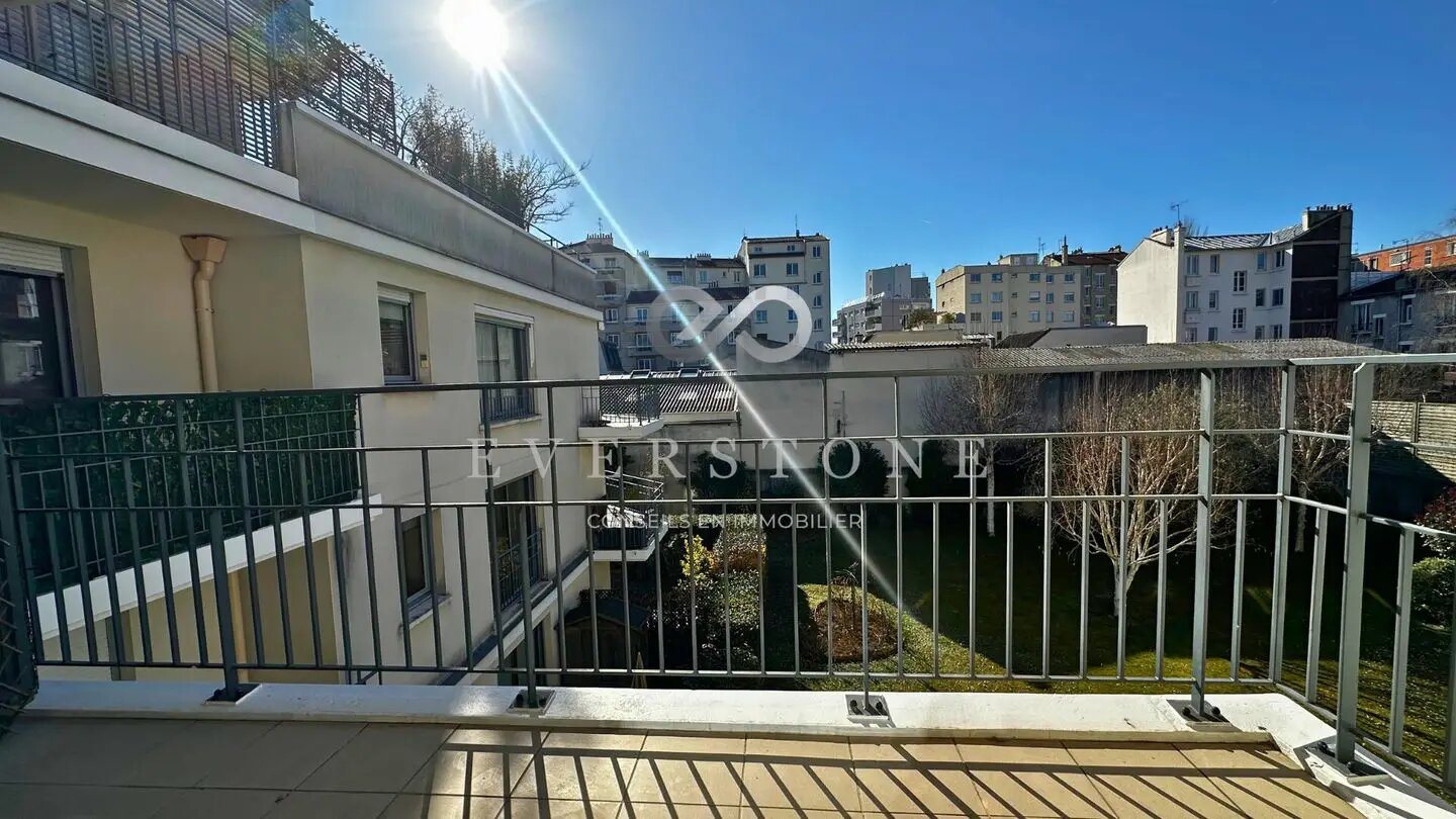 Appartement à louer, 61m², Courbevoie