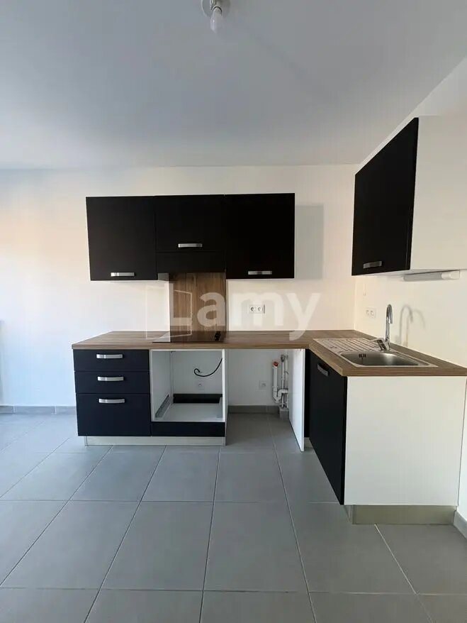 Appartement à louer, 70m², Orange