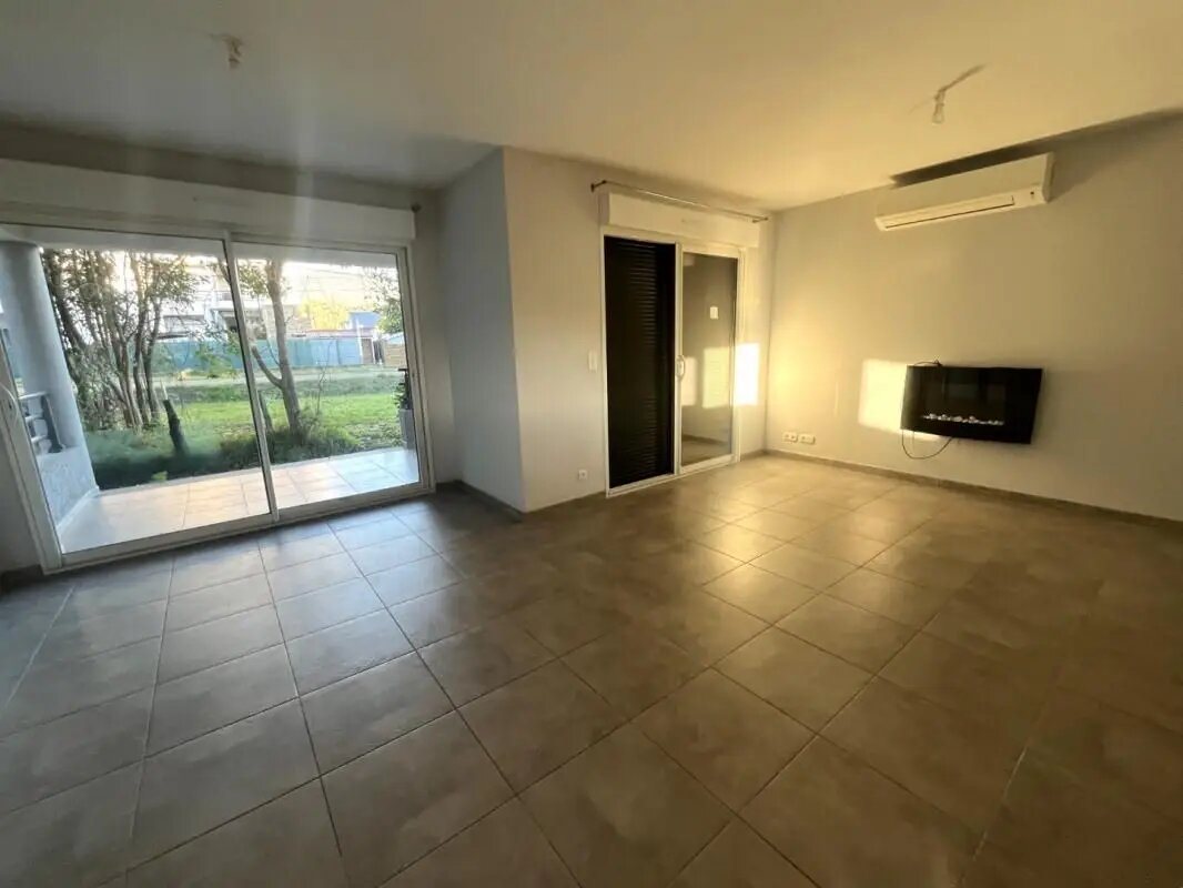Appartement à louer, 78m², Santa-Lucia-di-Moriani