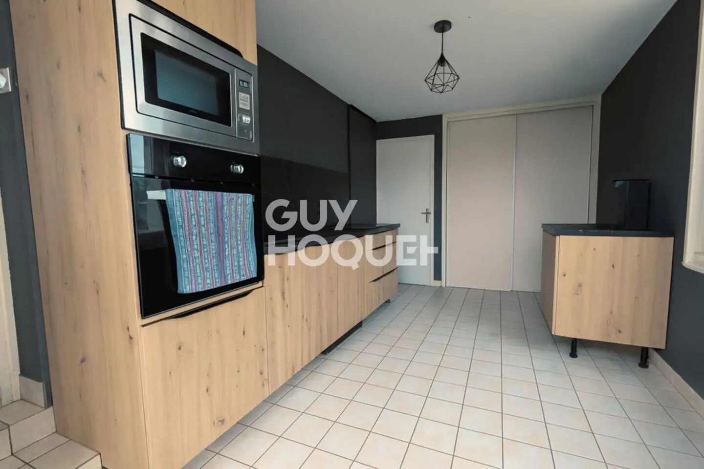 Maison à vendre, 114m², Mizérieux