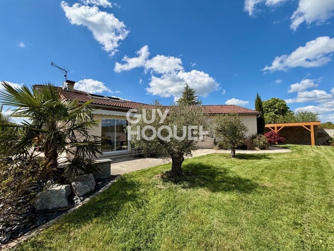 Maison à vendre, 196m², Poncins