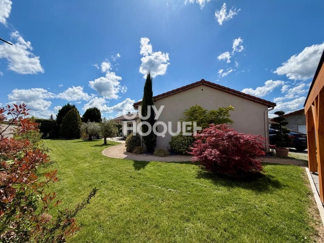 Maison à vendre, 196m², Poncins