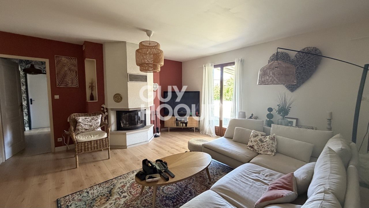 Maison à vendre, 117m², Izier