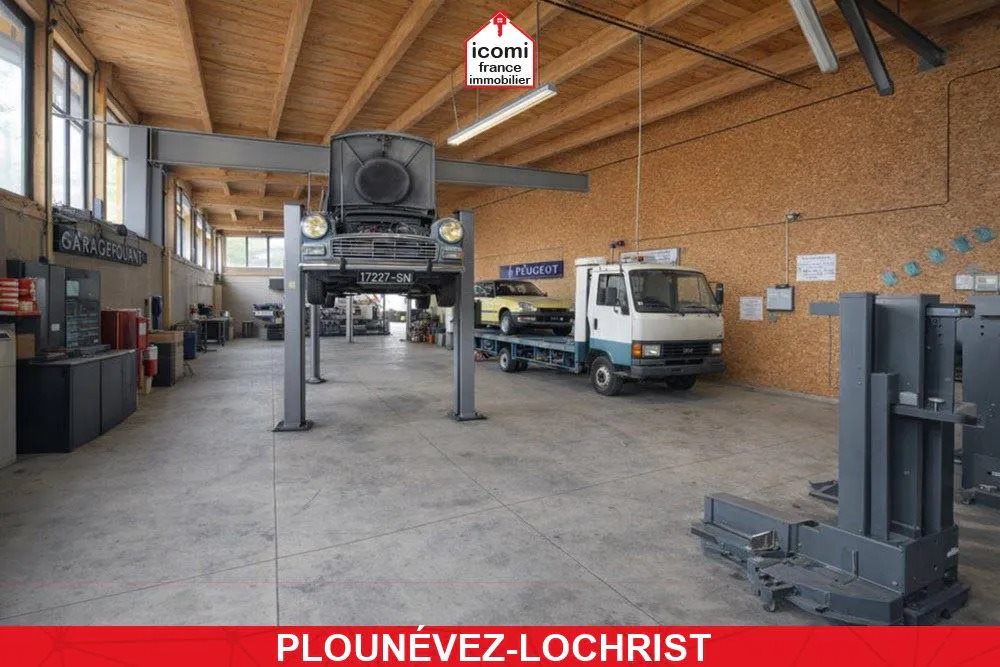 Maison à vendre, 370m², Plounévez-Lochrist